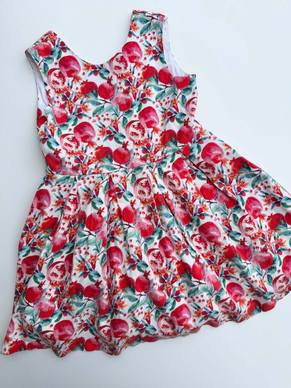 Tutto Piccolo Girls Red Pomegranate Print Sleeveless Dress